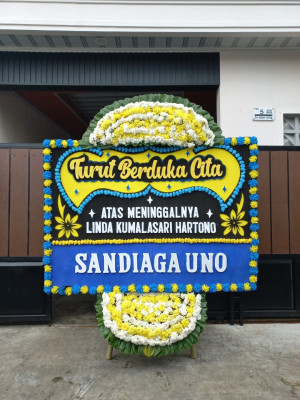Papan Bunga Duka di Bunguran Timur